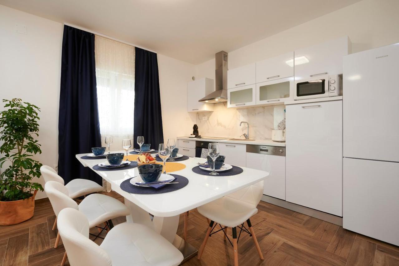 New 4* Apartman Zoa In Trogir Luaran gambar