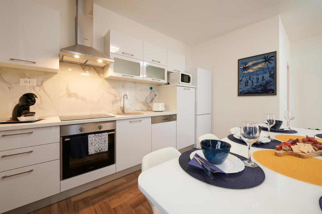 New 4* Apartman Zoa In Trogir Luaran gambar